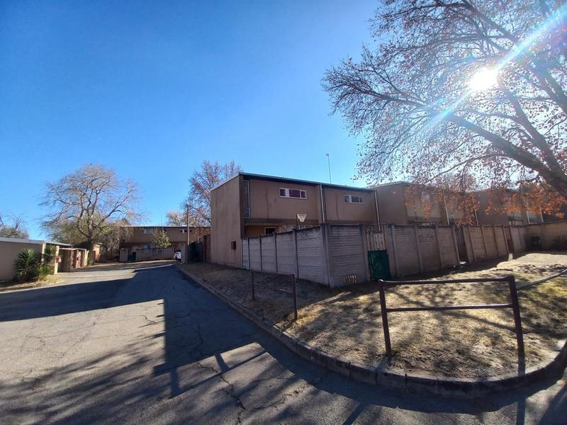 2 Bedroom Property for Sale in Sasolburg Ext 2 Free State